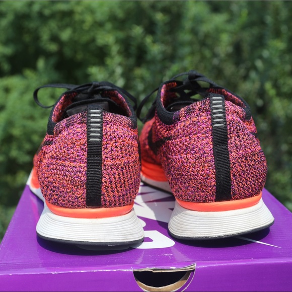 Nike Flyknit Racer Acia Berry Size 13 - Picture 4 of 10